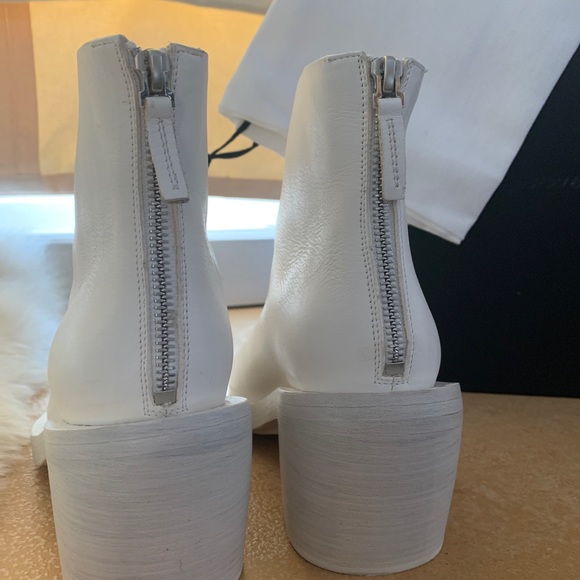 SOLD: MARSELL White Coneros Western Boho Leather Boots - Picture 4 of 7